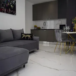  Apartman Lavin