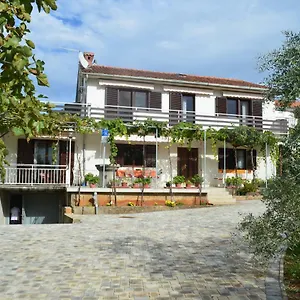  Apartman Mare